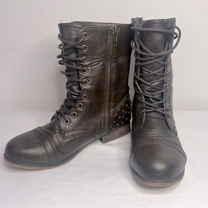 Madden Girl Brown Lace Up Women Combat Boots | Size 6.5